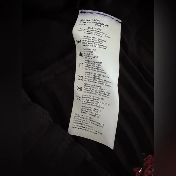 New with tags! Joseph Ribkoff black fit-&-flare blouse! - Picture 14 of 15